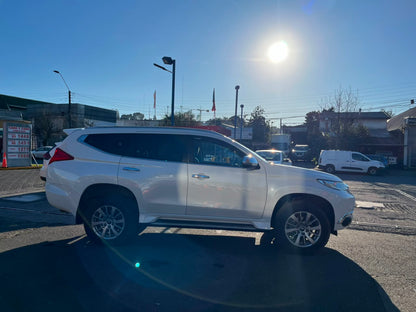 MITSUBISHI MONTERO SPORT 2.4 4X2 MT 2018
