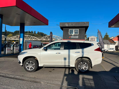 MITSUBISHI MONTERO SPORT 2.4 4X2 MT 2018