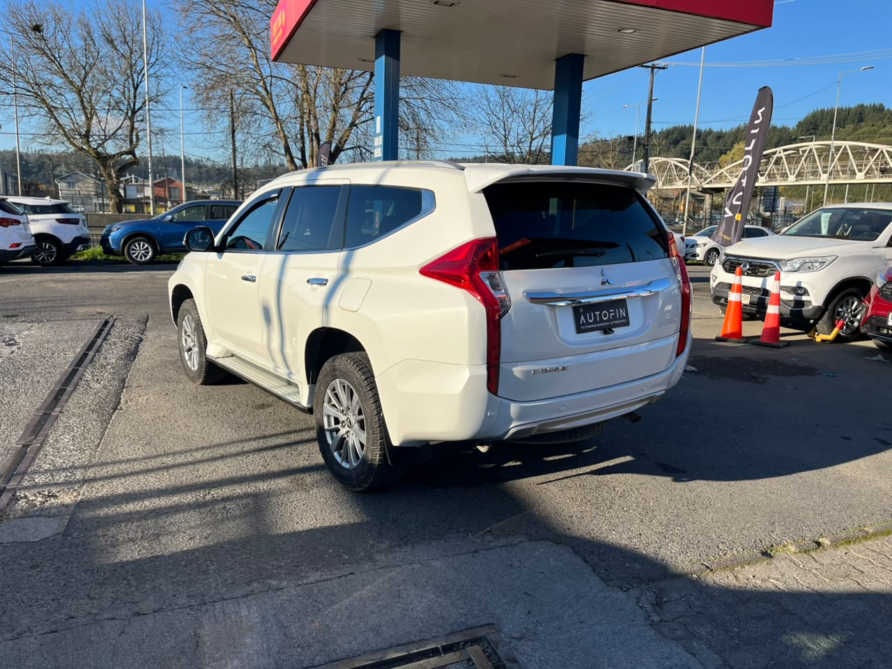 MITSUBISHI MONTERO SPORT 2.4 4X2 MT 2018