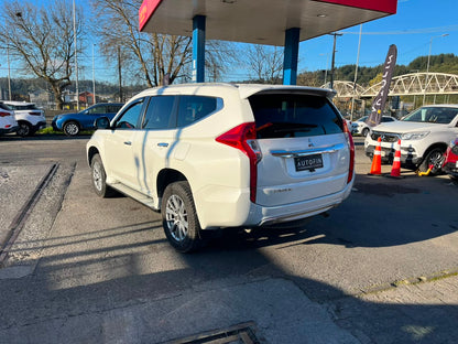 MITSUBISHI MONTERO SPORT 2.4 4X2 MT 2018