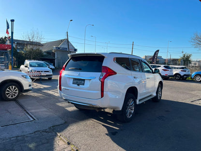 MITSUBISHI MONTERO SPORT 2.4 4X2 MT 2018