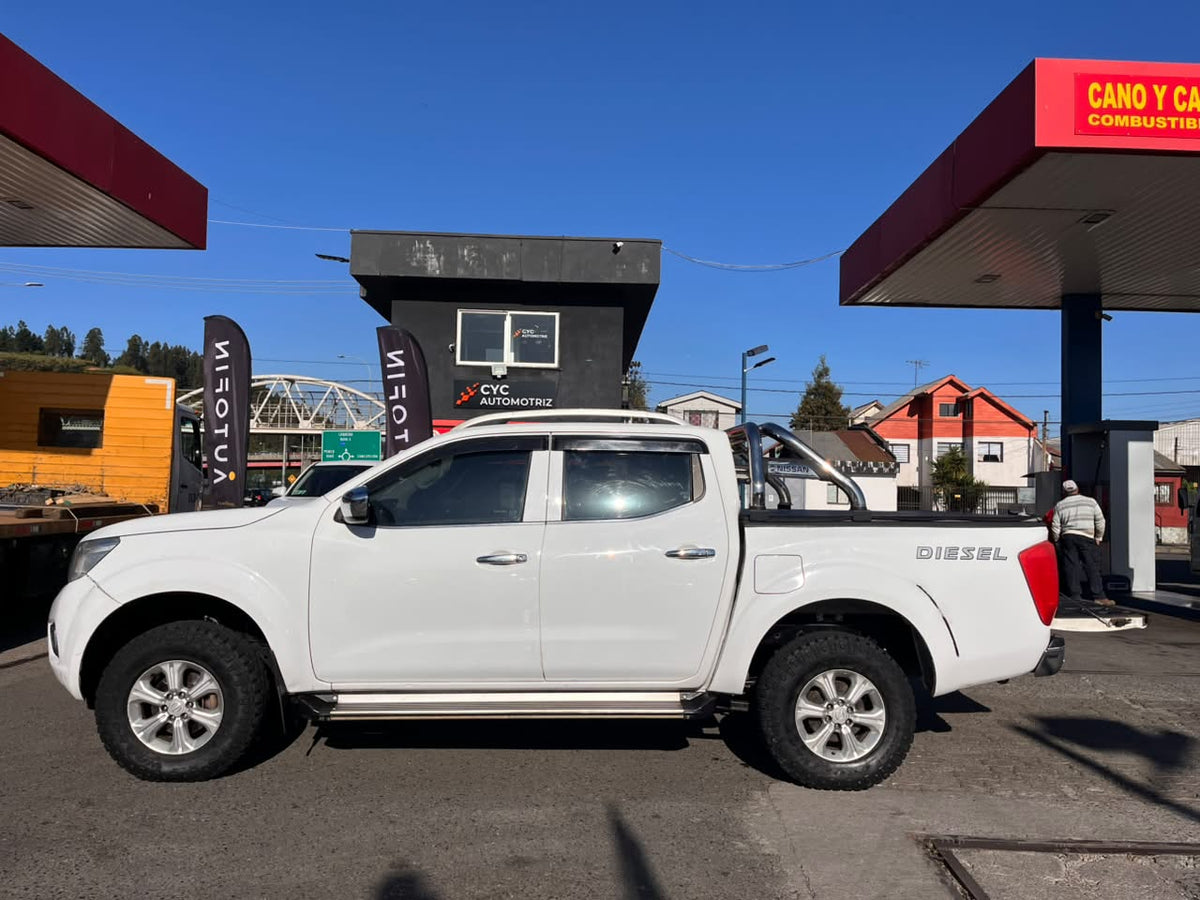 Nissan Np300 Navara — foto 6 de 40