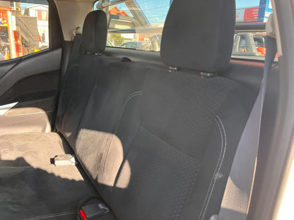 Nissan Np300 Navara — foto 31 de 40