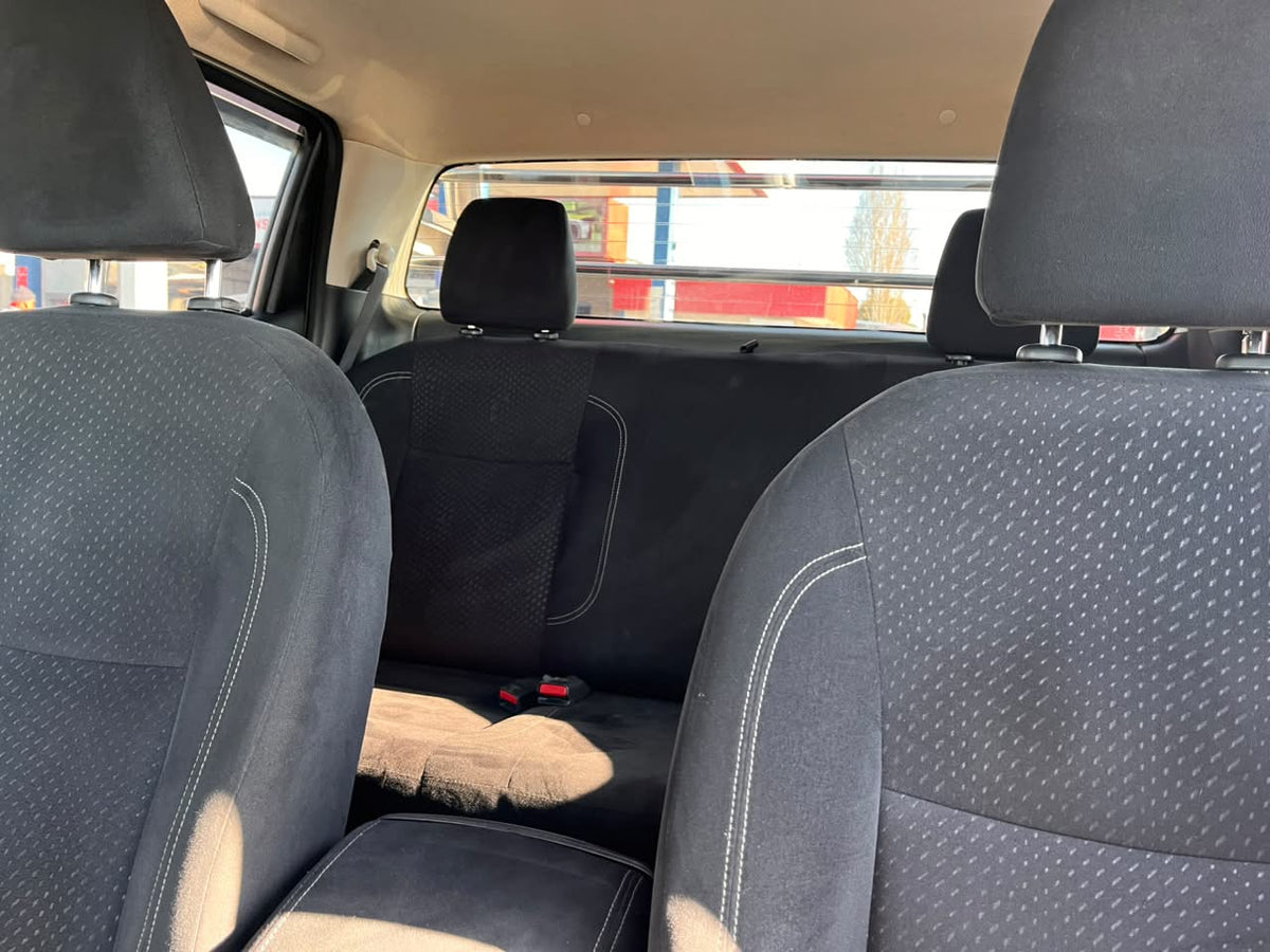 Nissan Np300 Navara — foto 5 de 40