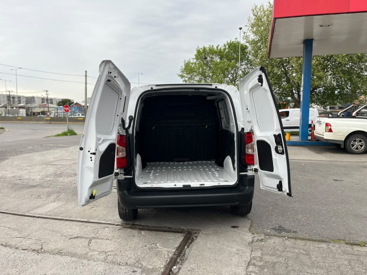 OPEL COMBO 1.6 TURBO DIESEL L1 2024