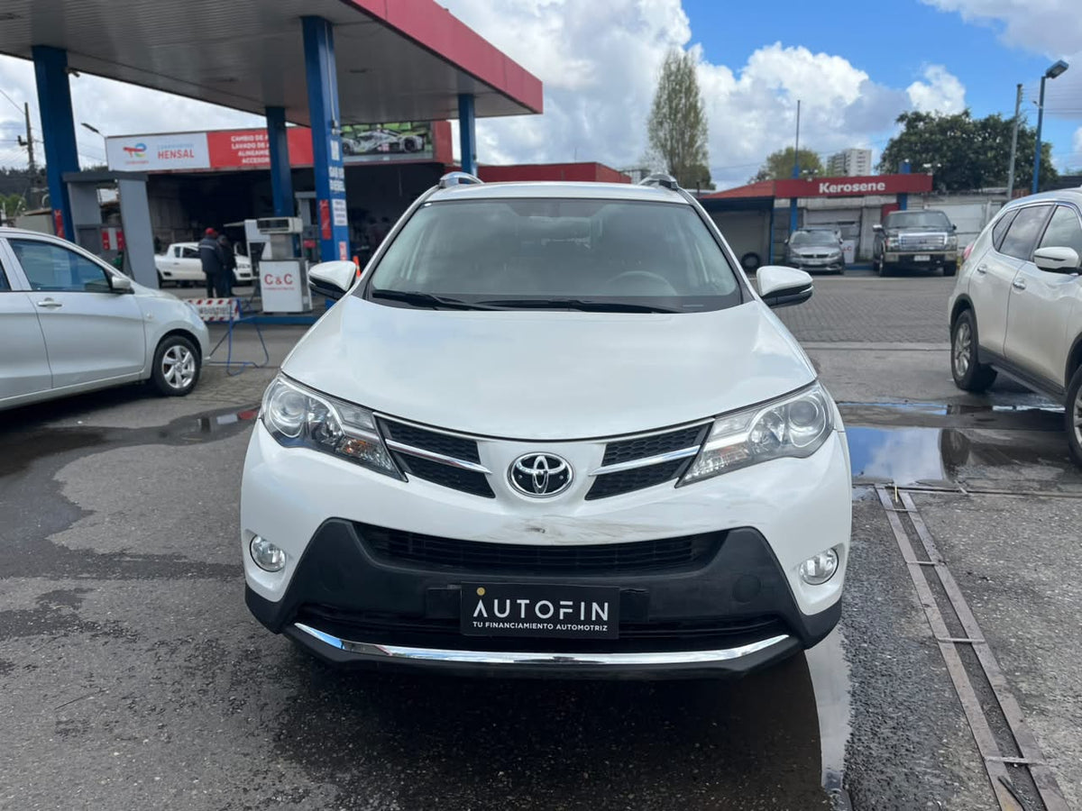 TOYOTA RAV 4 2.5 SUPER LUJO AT 2015