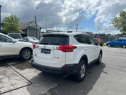 TOYOTA RAV 4 2.5 SUPER LUJO AT 2015