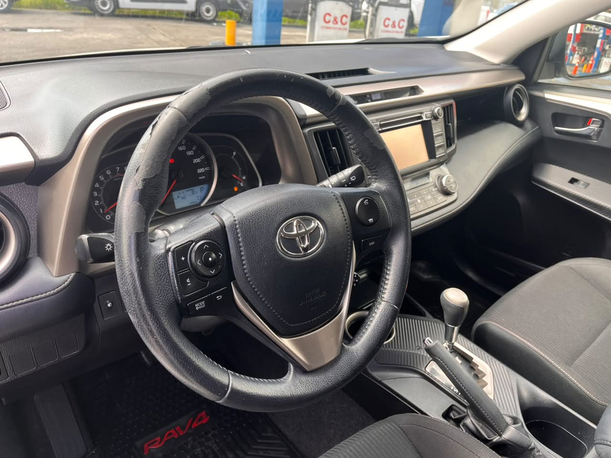 TOYOTA RAV 4 2.5 SUPER LUJO AT 2015