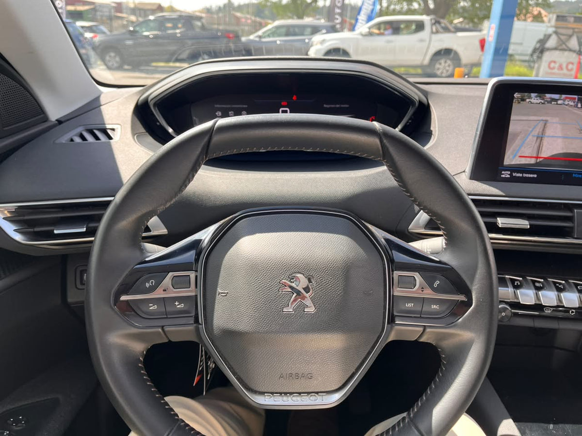 PEUGEOT 3008 1.2 ALLURE MT 2021