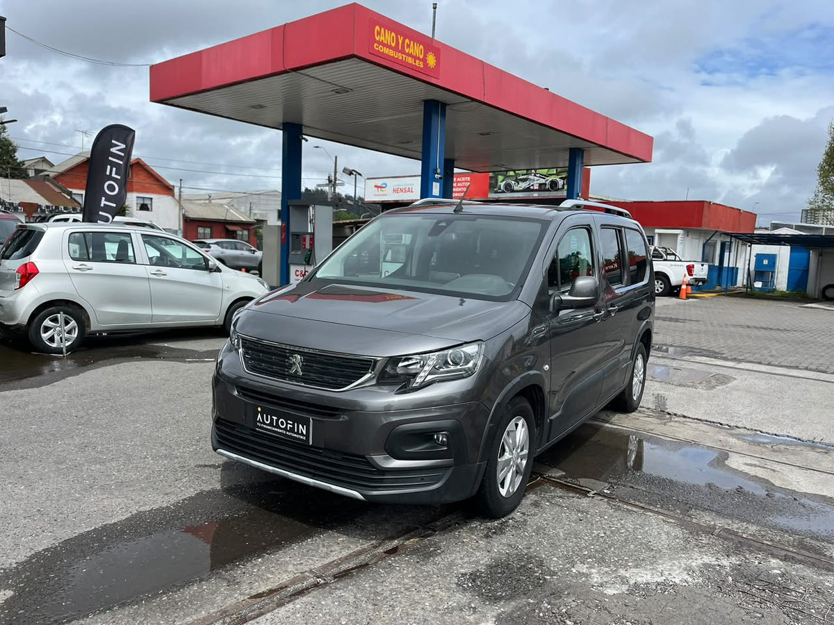 PEUGEOT RIFTER 1.2 AT 2021