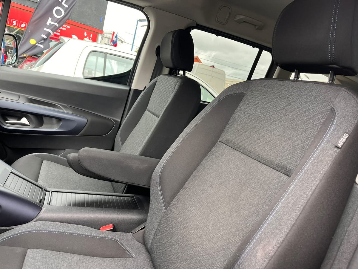 PEUGEOT RIFTER 1.2 AT 2021