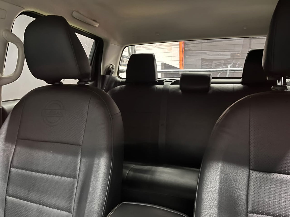 NISSAN NP300 NAVARA 2.3 LE 4X4 MT DIESEL 2019