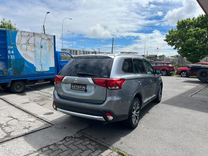 MITSUBISHI OUTLANDER 2.4 GL 4x4 AT 2017