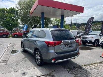 MITSUBISHI OUTLANDER 2.4 GL 4x4 AT 2017