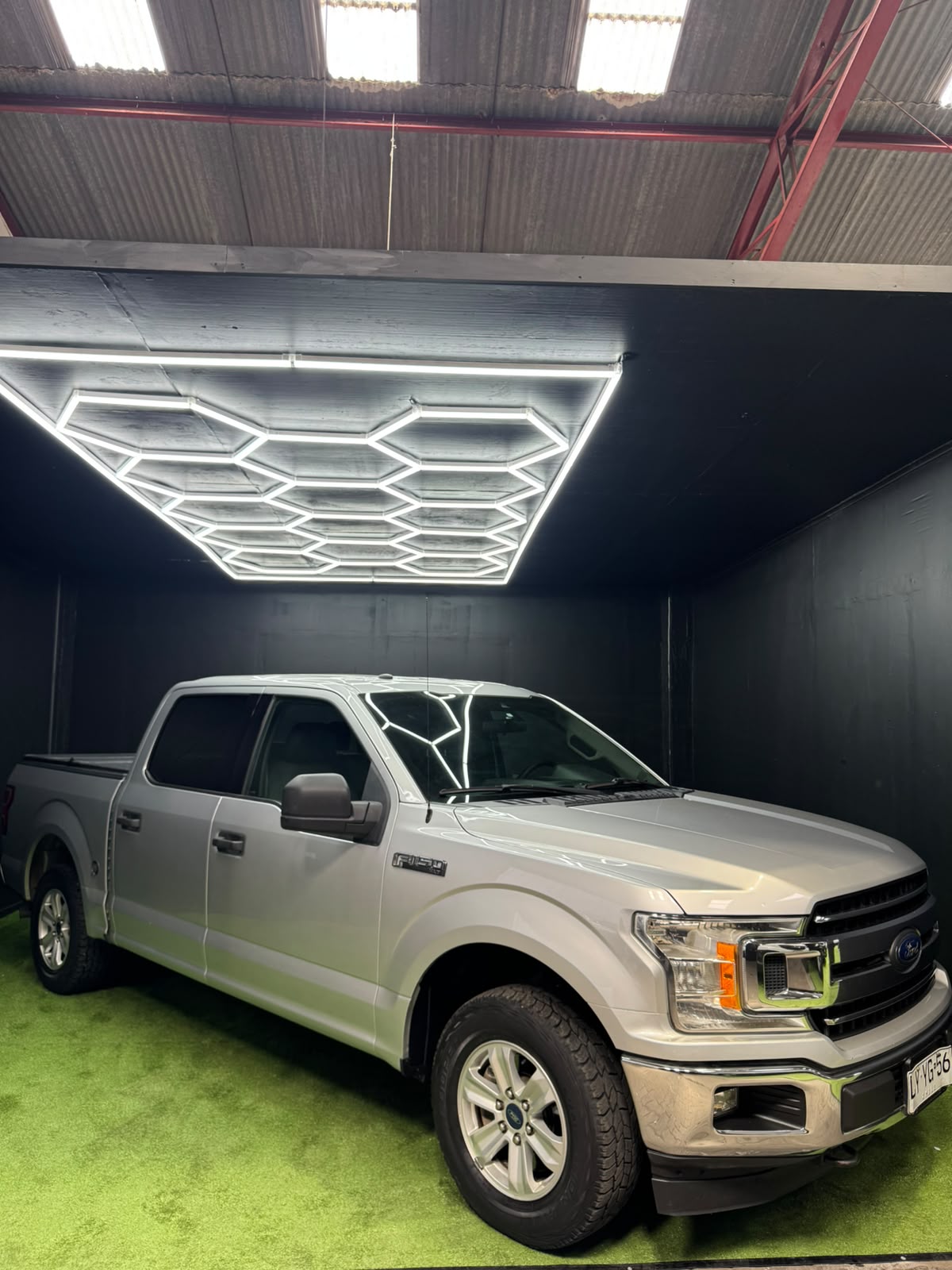 FORD F150 XLT 3.3 4x2 DOBLE CABINA 2020