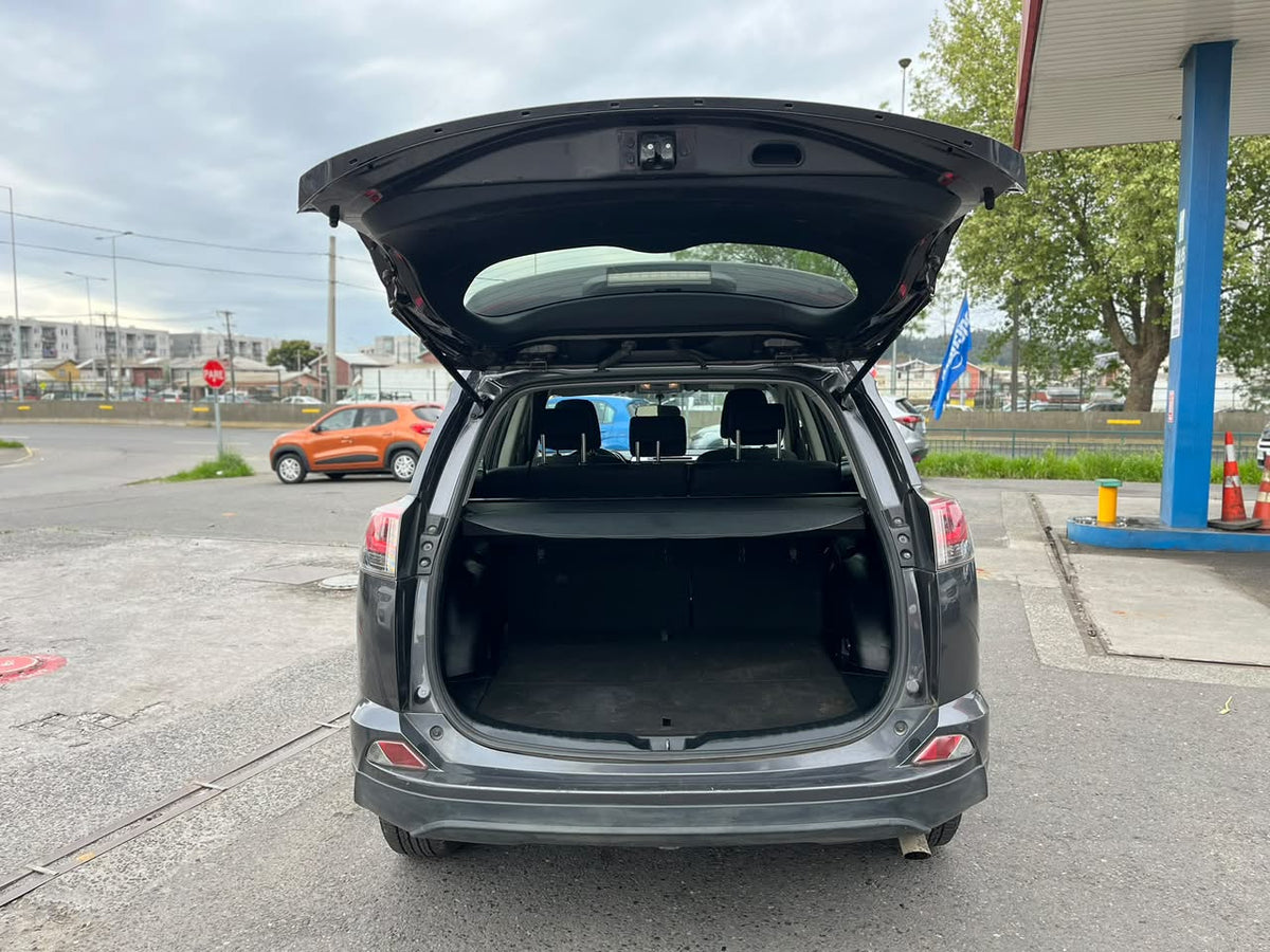 TOYOTA RAV 4 2.0 AT 2018