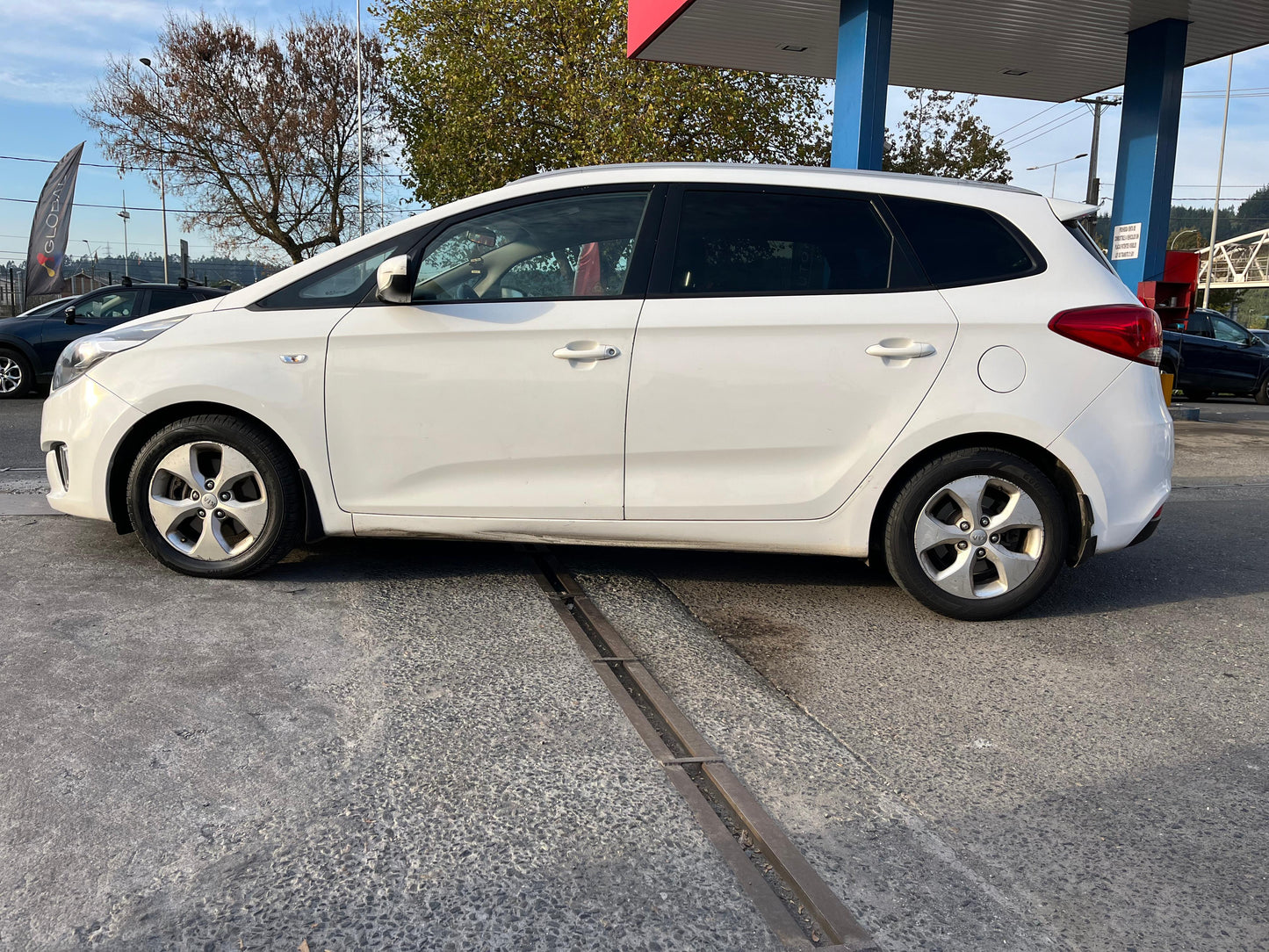 KIA CARENS 1.7 EX 6MT