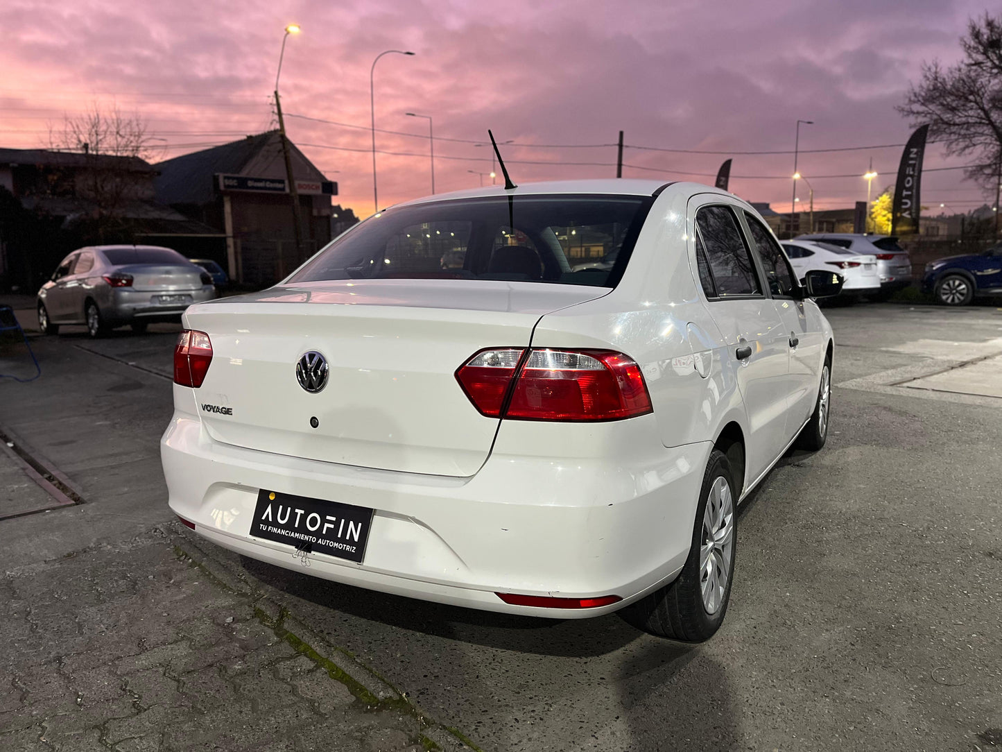 VOLKSWGEN VOYAGE TRENDLINE 1.6