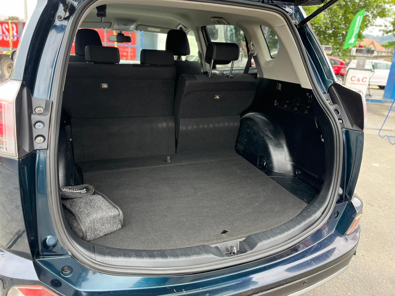 TOYOTA RAV 4 2.0 SUPER LUJO AT 2019