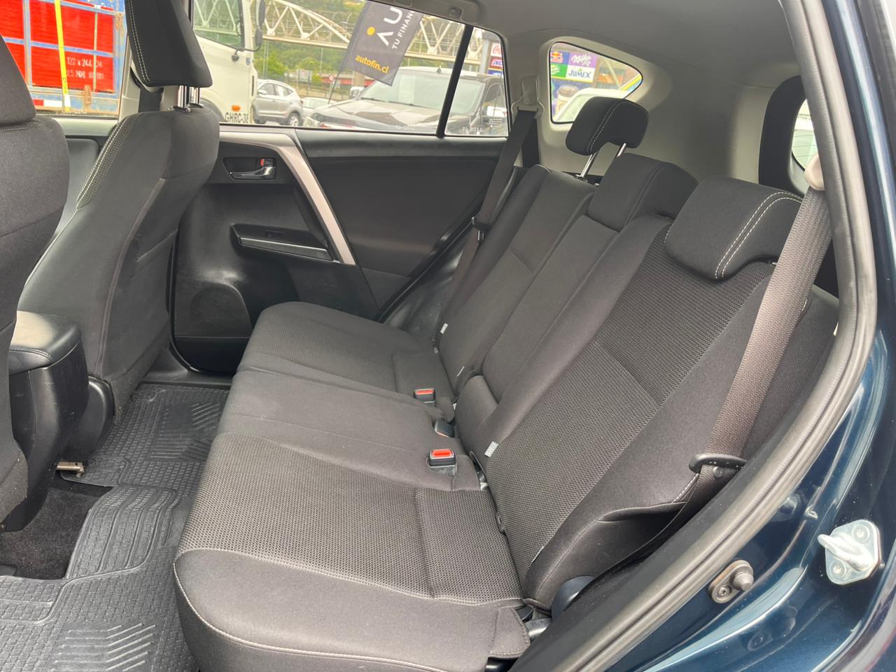 TOYOTA RAV 4 2.0 SUPER LUJO AT 2019