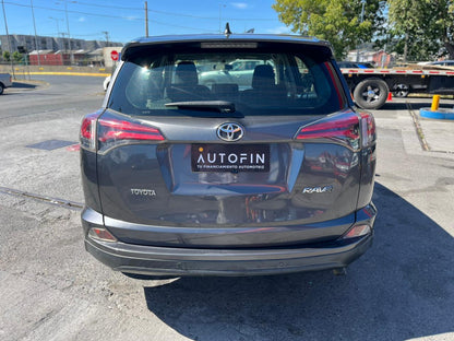 TOYOTA RAV 4 2.0 LUJO MT 2017