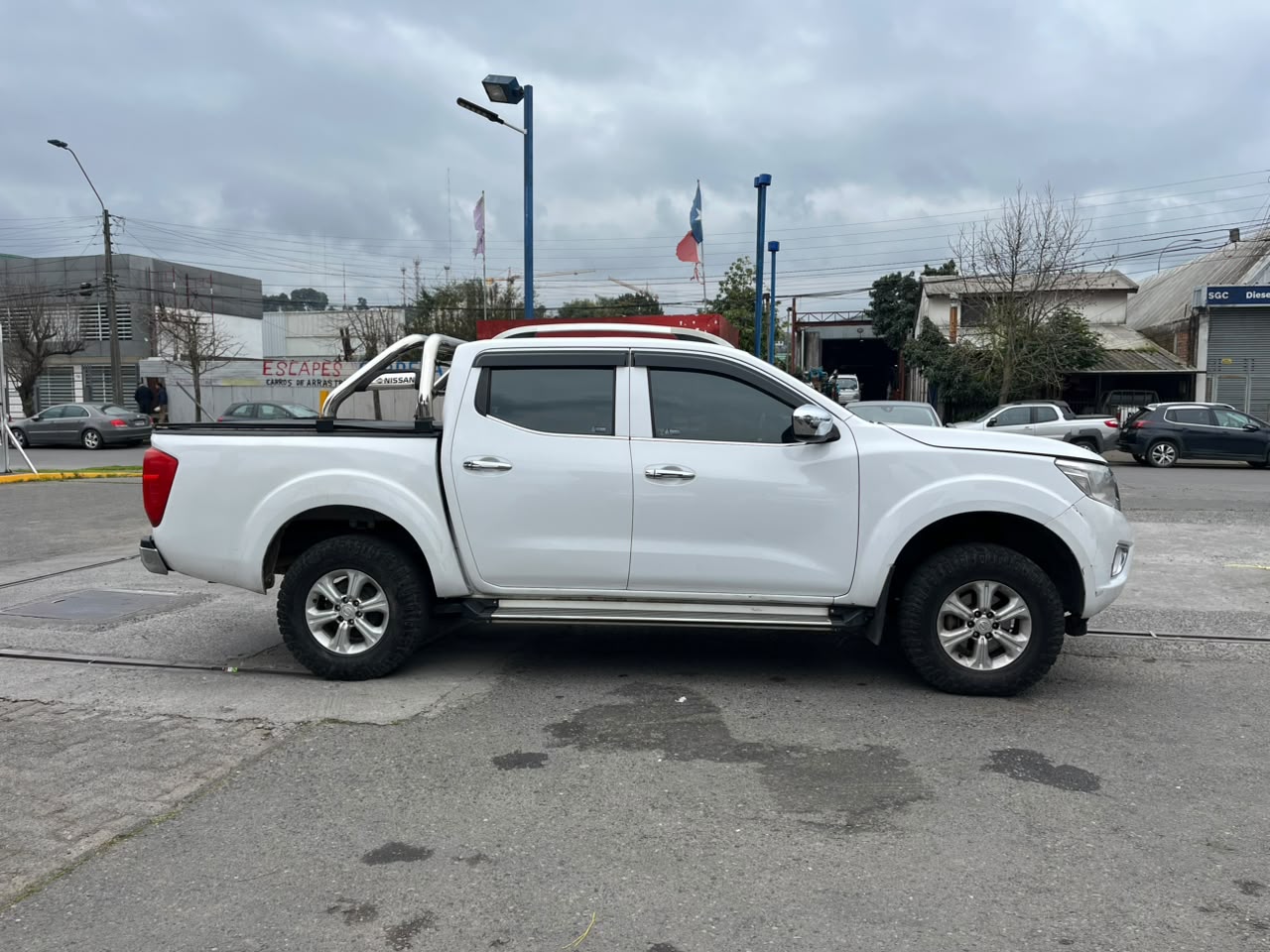 Nissan Np300 Navara — foto 15 de 40
