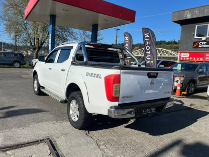 Nissan Np300 Navara — foto 36 de 40
